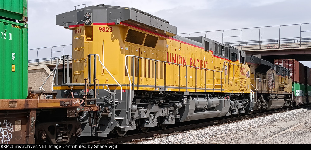UP 9823